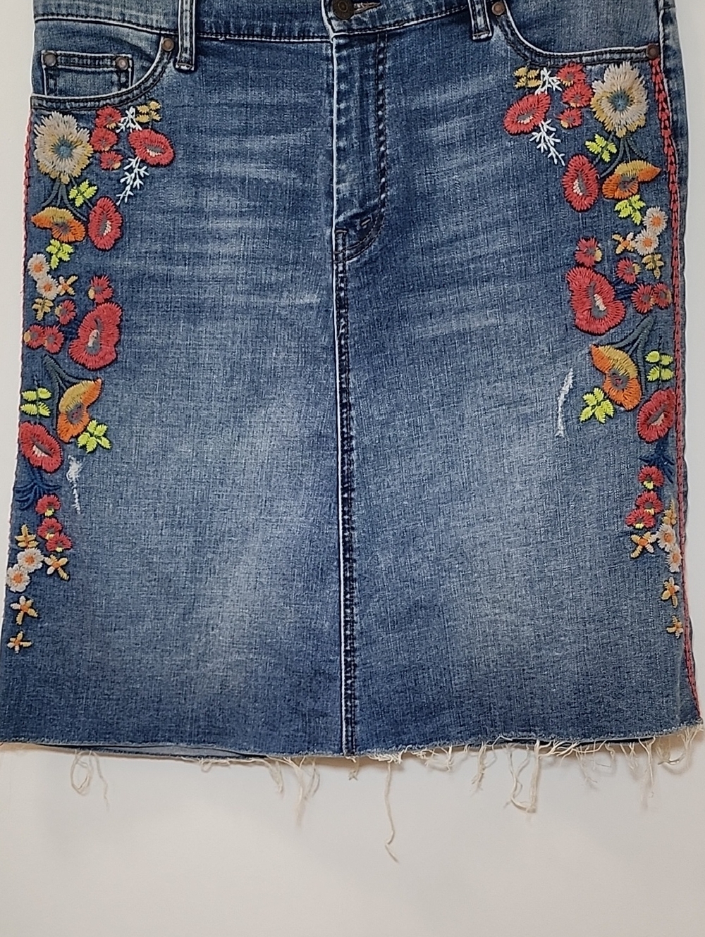Johnny Was Jwla indigo embroidered denim jean skirt boho chic design Size 30 - Picture 10 of 16